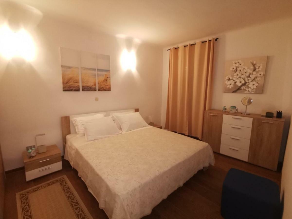 A Charming One-Bedroom Apartment In The Heart Of 'Rovinj' Ngoại thất bức ảnh