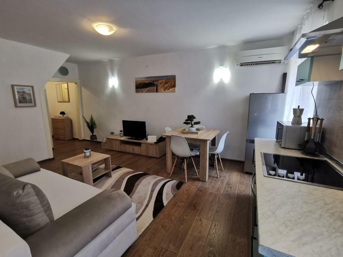 A Charming One-Bedroom Apartment In The Heart Of 'Rovinj' Ngoại thất bức ảnh