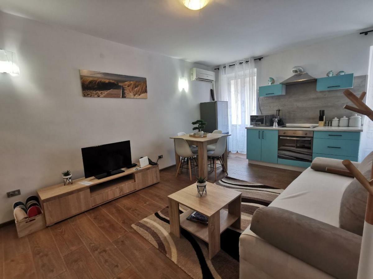 A Charming One-Bedroom Apartment In The Heart Of 'Rovinj' Ngoại thất bức ảnh